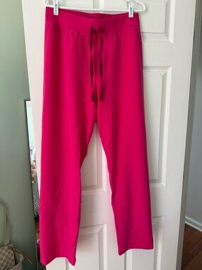 FIGS Women’s High Waisted Livingston Scrub Pants
